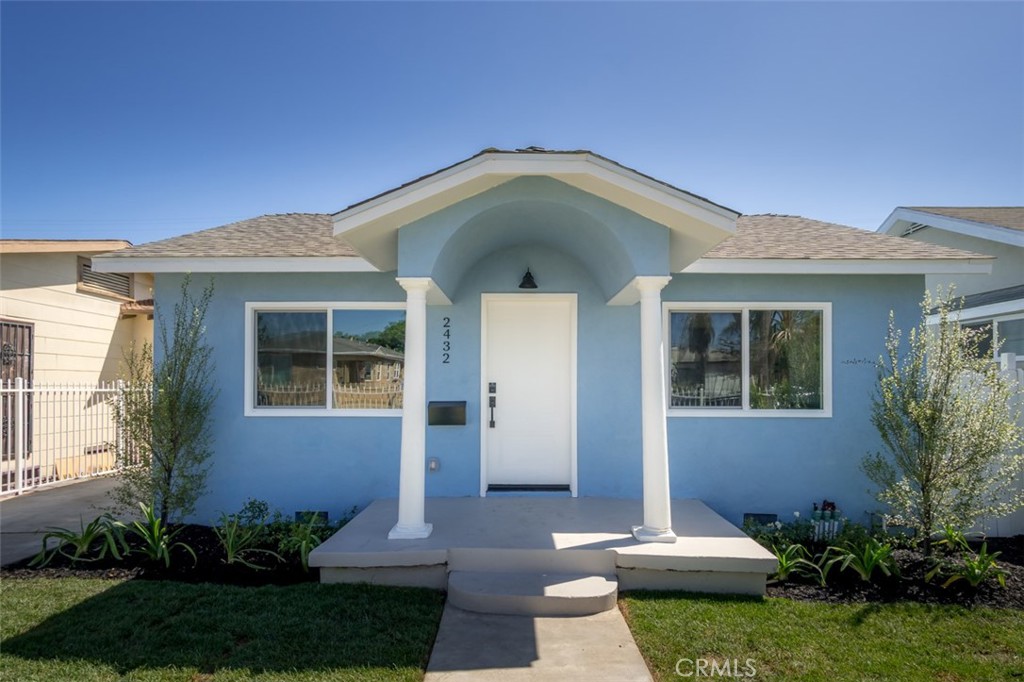 2432 Exposition Place Property Photo 1