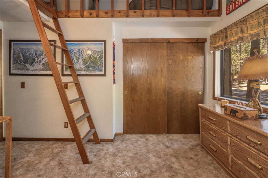 723 Summit 1 Property Photo 19