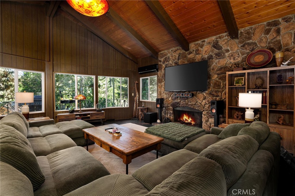 24611 Valle Drive Property Photo 10