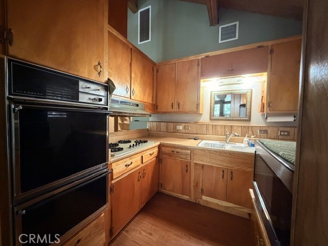 9430 Fern Property Photo 7