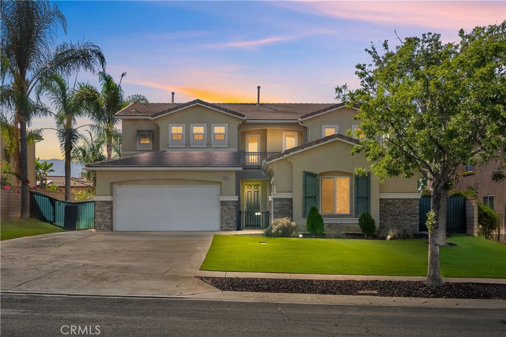 2420 S Vicentia Avenue Property Photo 1