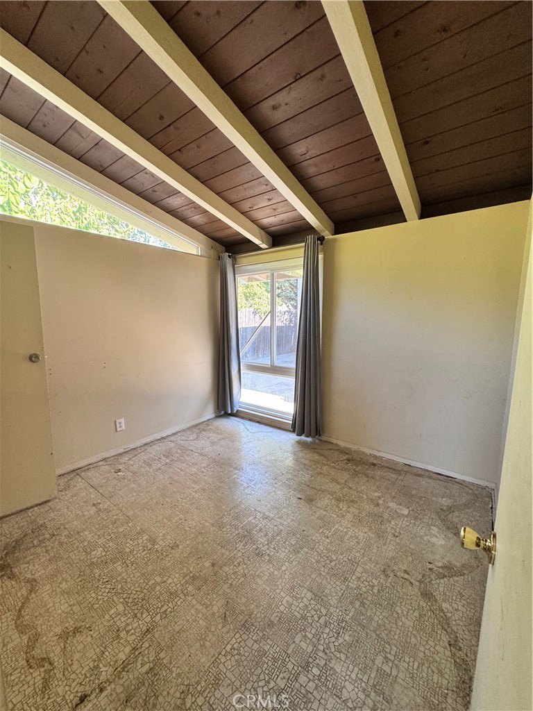 2605 E Santa Fe Property Photo 7