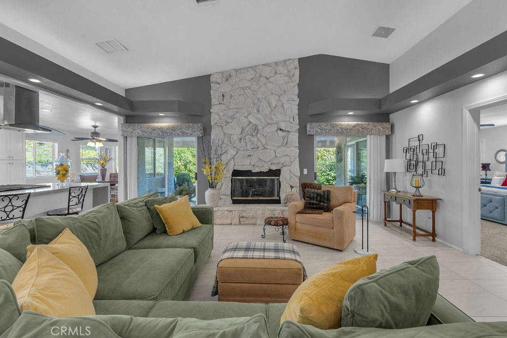 9710 Troon Court Property Photo 4