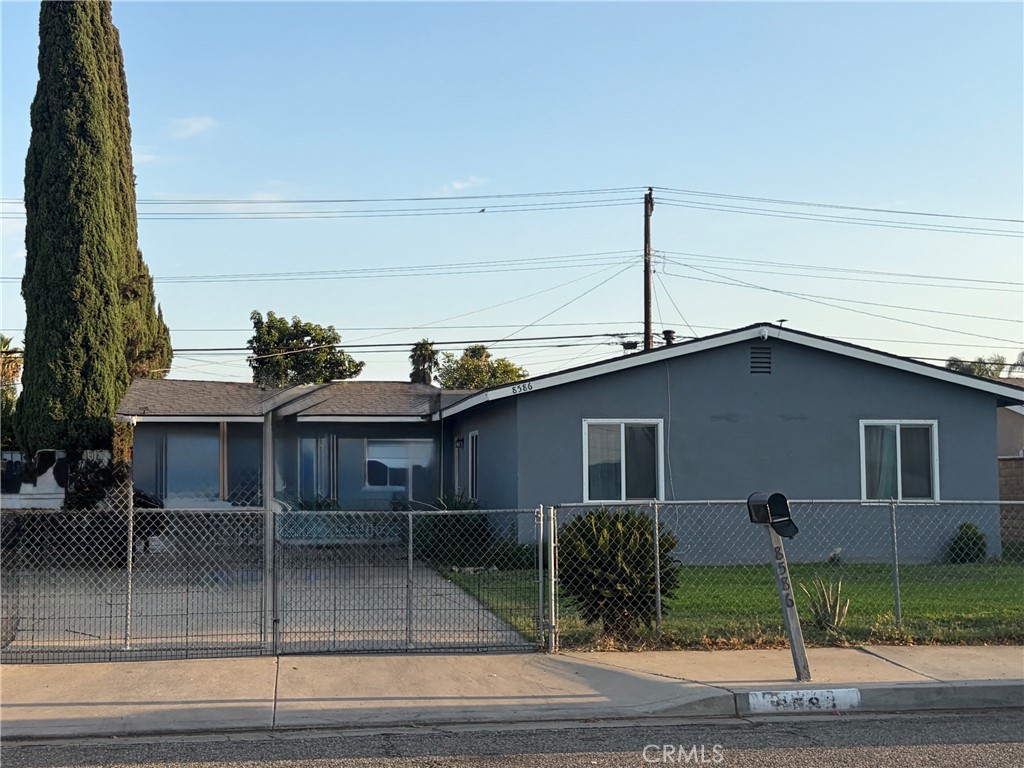 8586 Randolph Property Photo 1