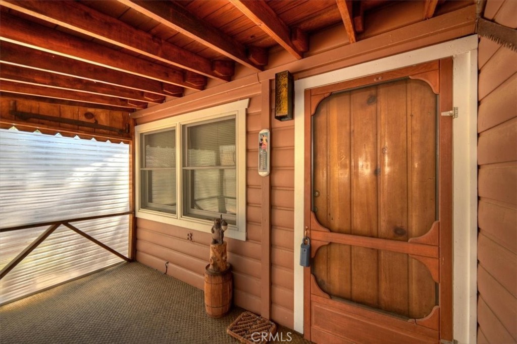 39237 Cedar Dell Property Photo 4