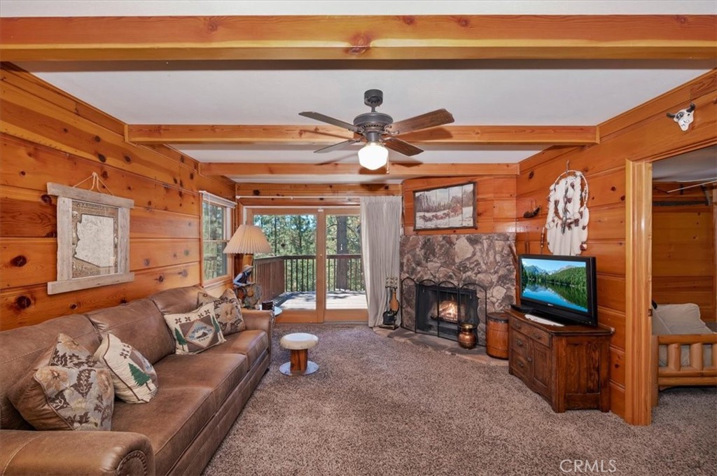 39237 Cedar Dell Property Photo 6