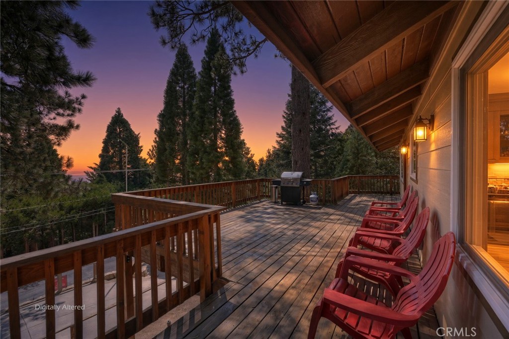2418 Spring Oak Property Photo 3