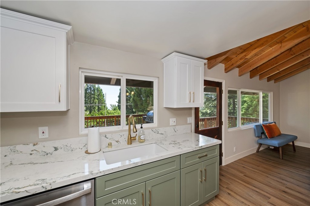 2418 Spring Oak Property Photo 16