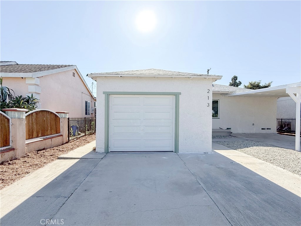 213 N Broadacres Avenue Property Photo 21