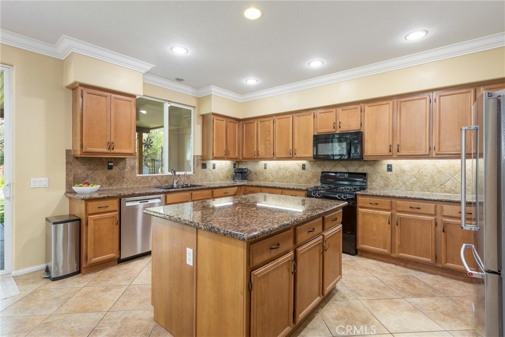 35331 Hogan Drive Property Photo 6