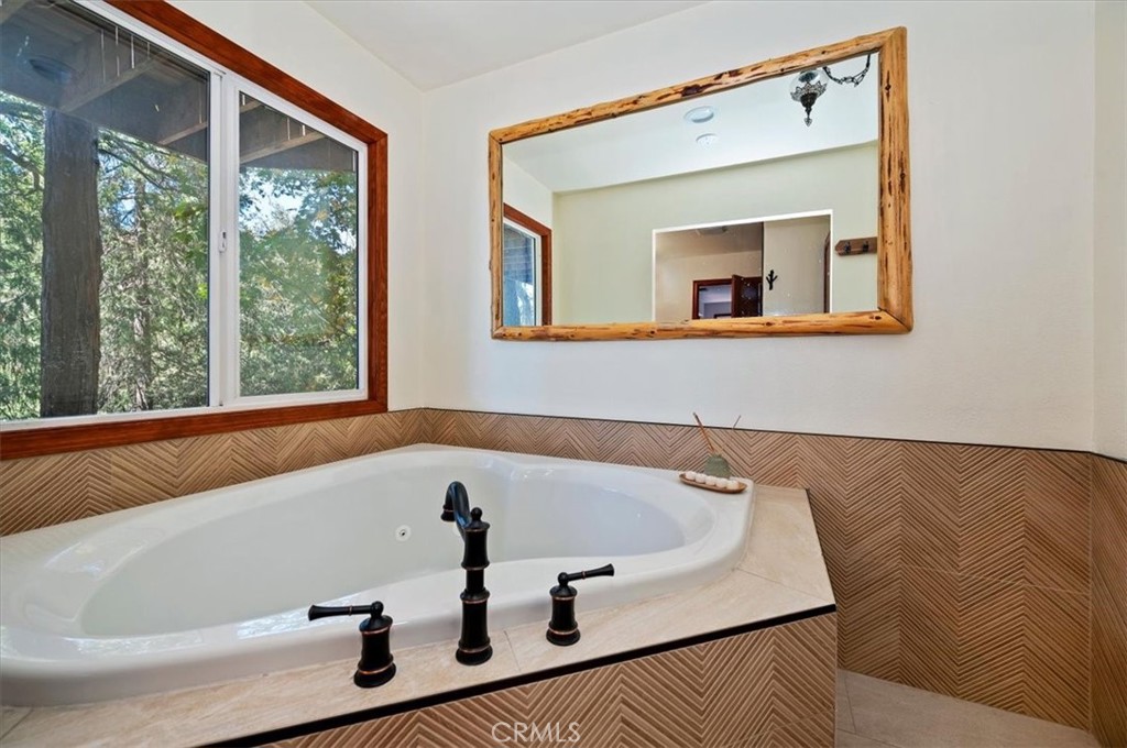 920 Arbula Property Photo 28