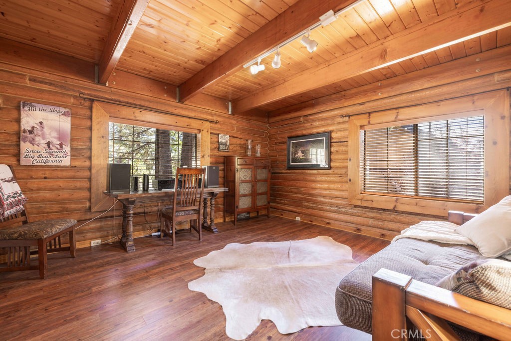 1128 Gold Mountain Drive Property Photo 24