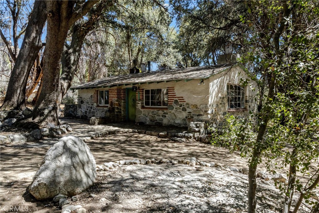 39922 Pine Bench Road Property Photo 2