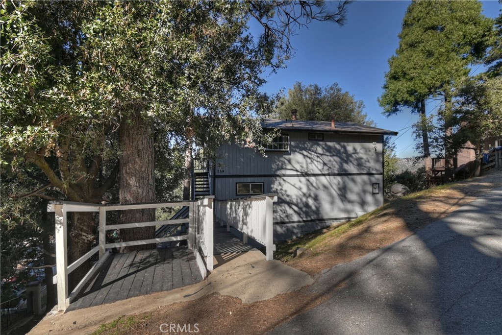 129 Zermat B Property Photo 12