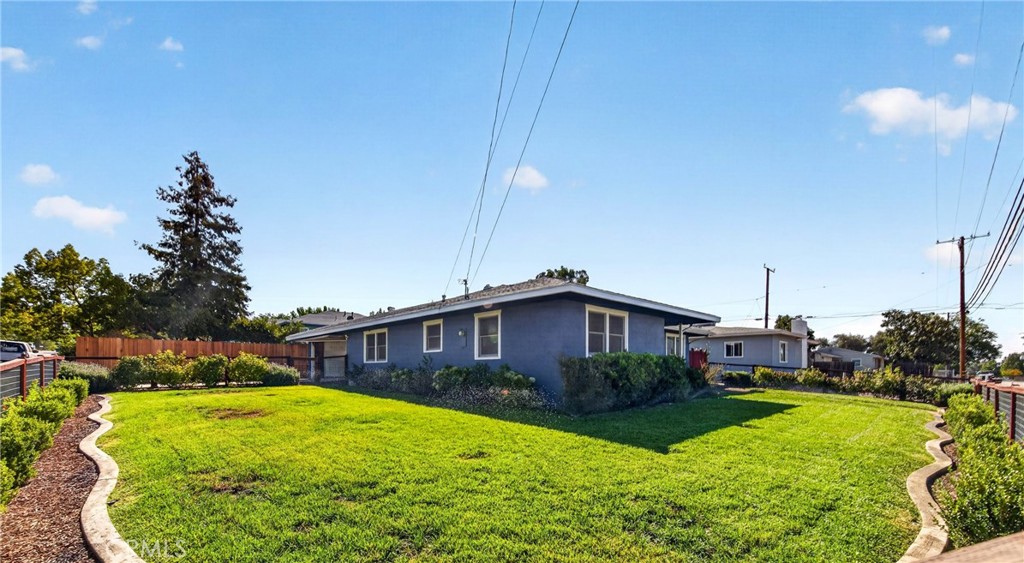 12001 2nd Street Property Photo 3