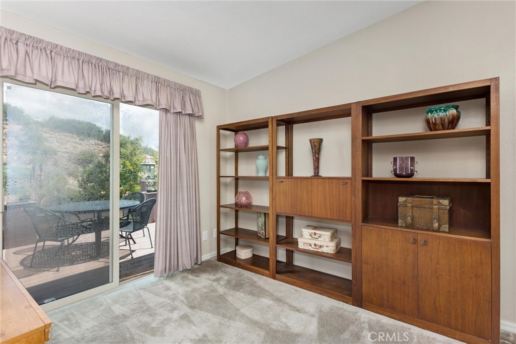 47112 Woodcliff Drive Property Photo 27