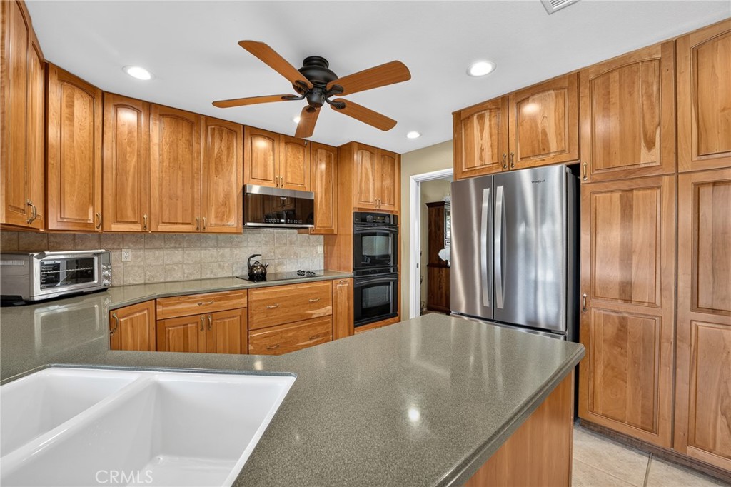 657 Kimball Lane Property Photo 13