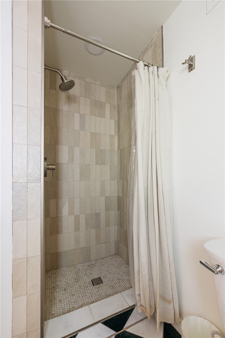 859 Strawberry Peak Road Property Photo 21