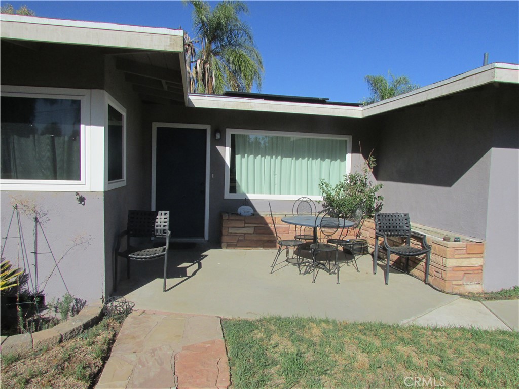 1407 Pacific Street Property Photo 4