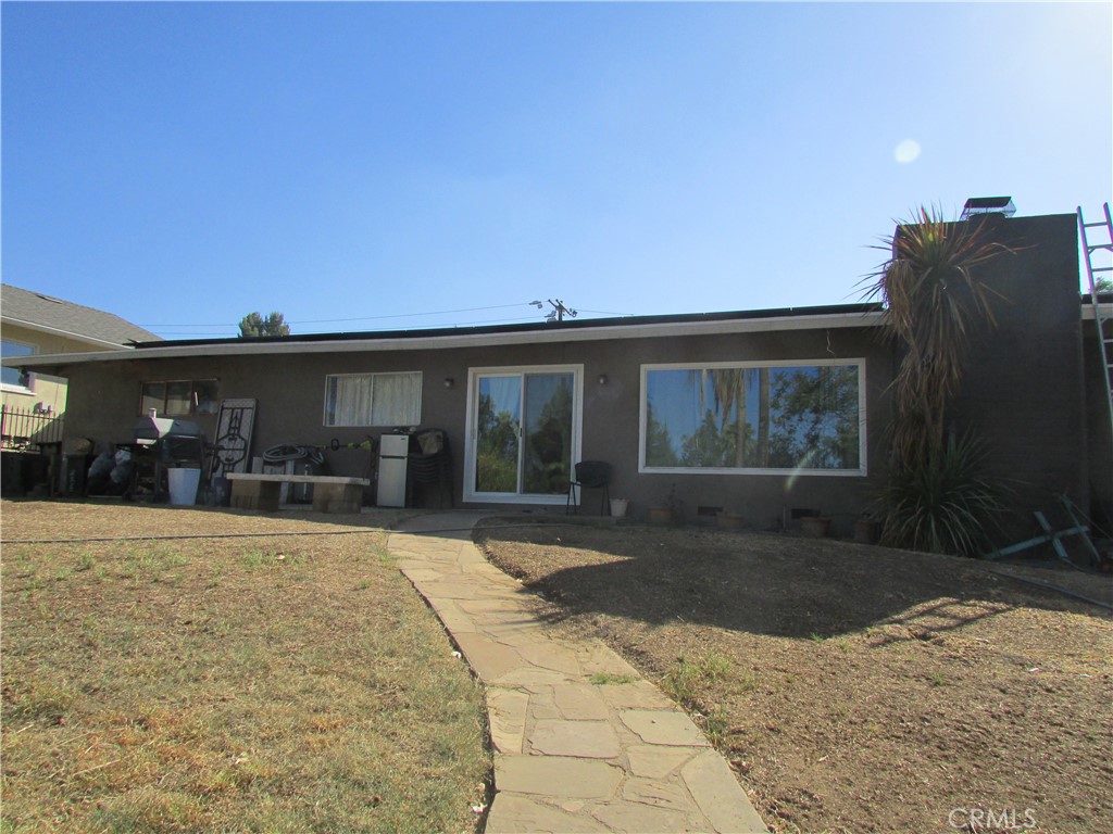 1407 Pacific Street Property Photo 5
