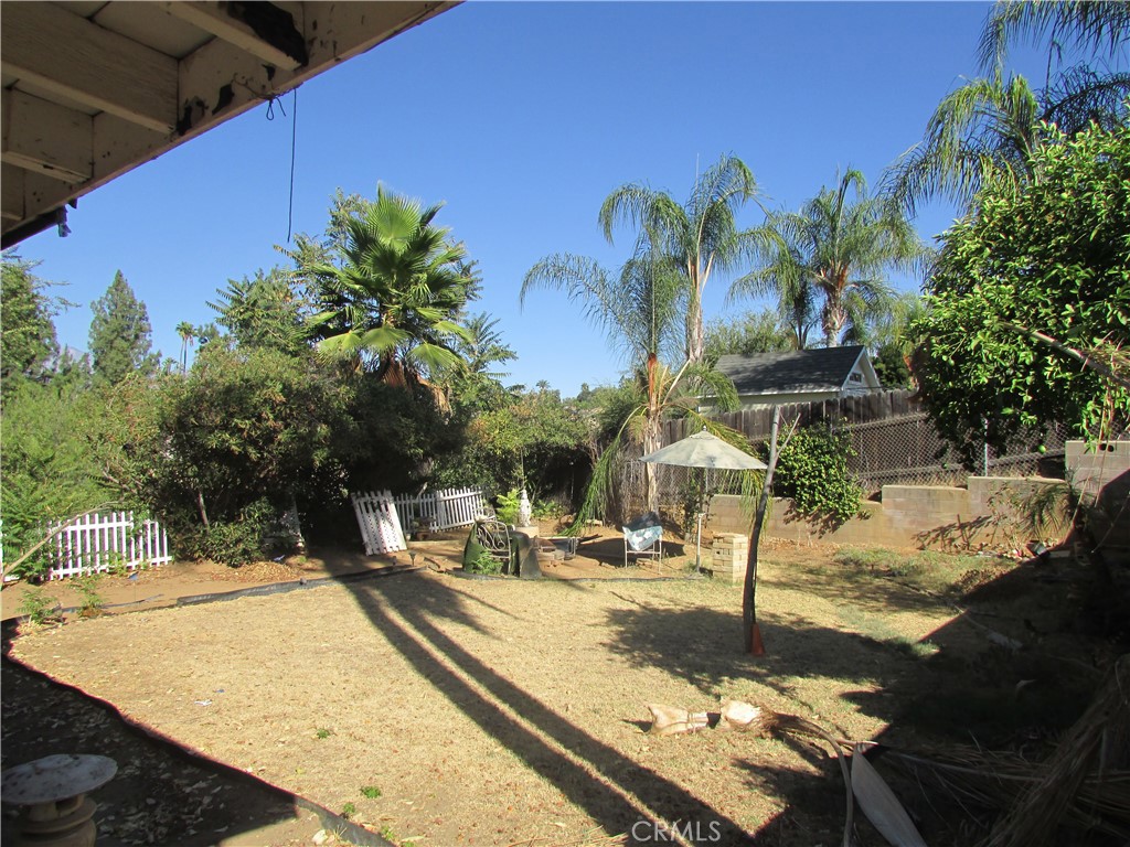 1407 Pacific Street Property Photo 8