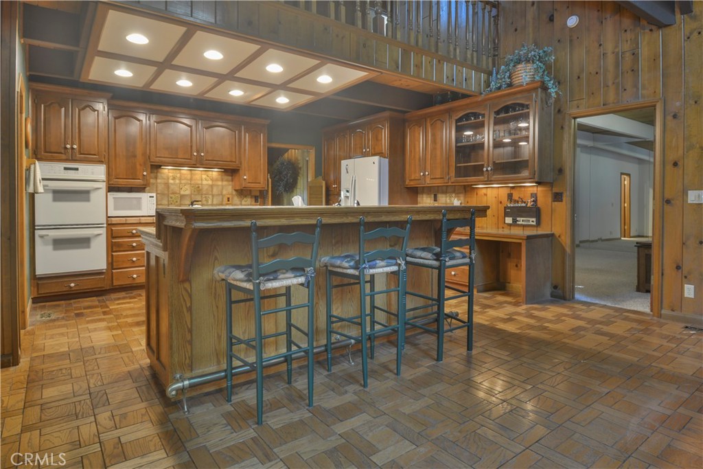 26472 Hillcrest Property Photo 9