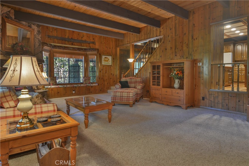 26472 Hillcrest Property Photo 10