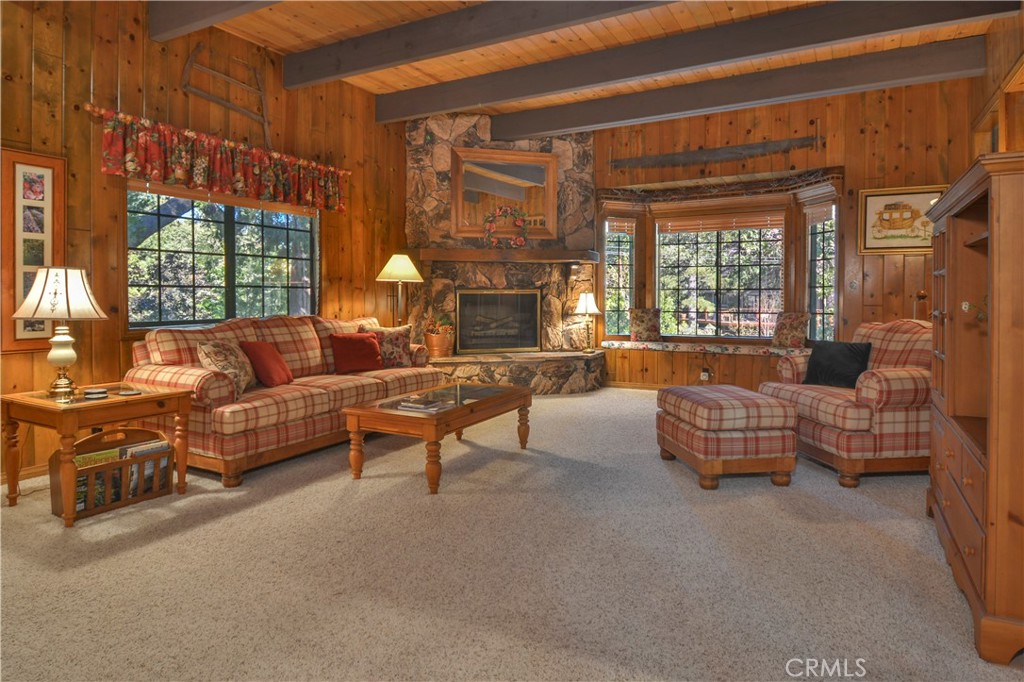 26472 Hillcrest Property Photo 11