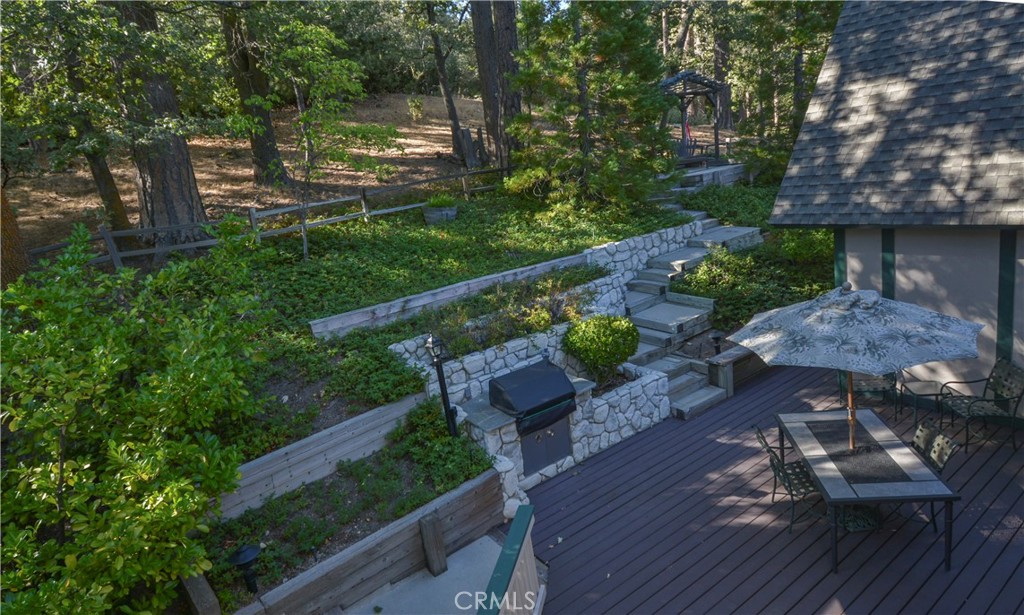 26472 Hillcrest Property Photo 17