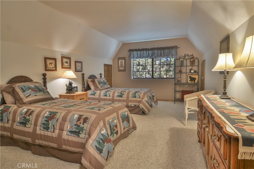 26472 Hillcrest Property Photo 25