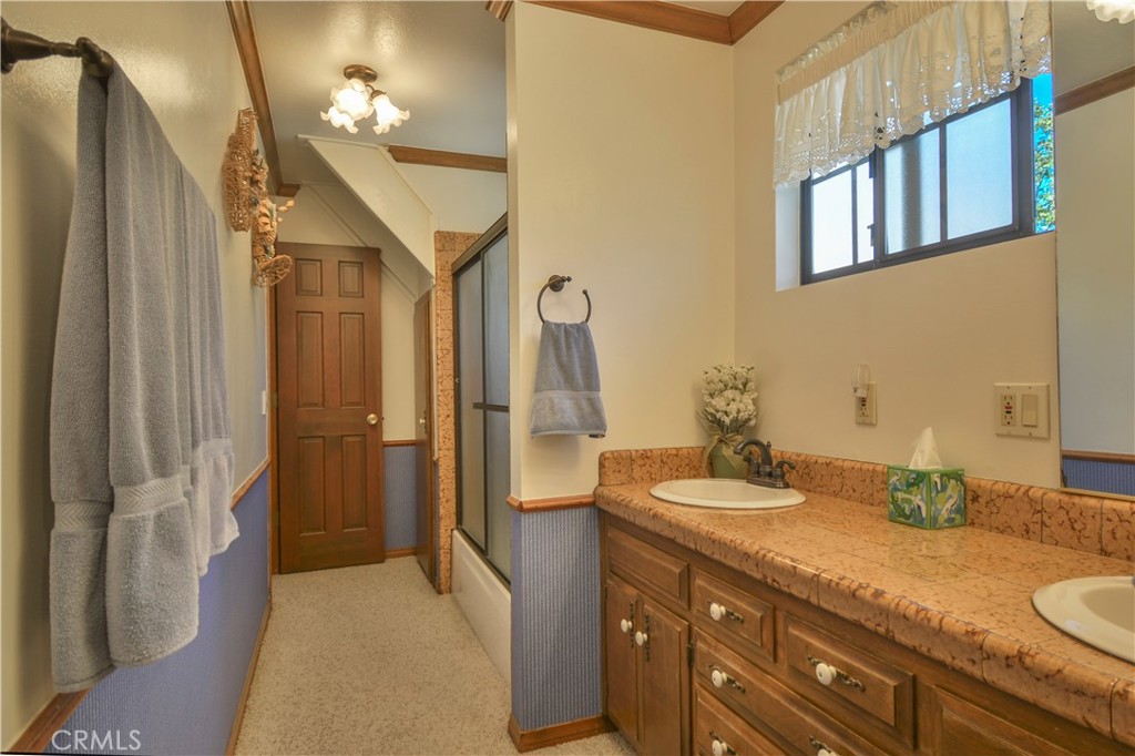 26472 Hillcrest Property Photo 27