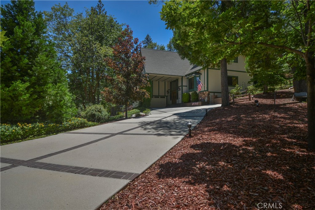 26472 Hillcrest Property Photo 41