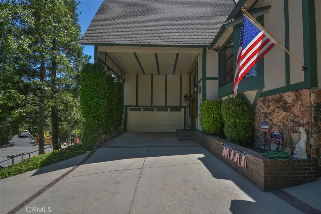 26472 Hillcrest Property Photo 47