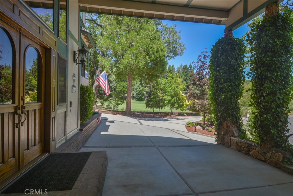 26472 Hillcrest Property Photo 51