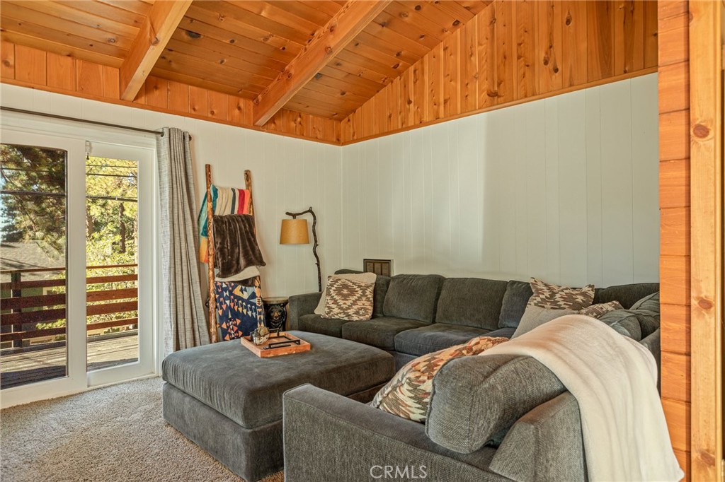 31766 Silver Spruce Property Photo 4