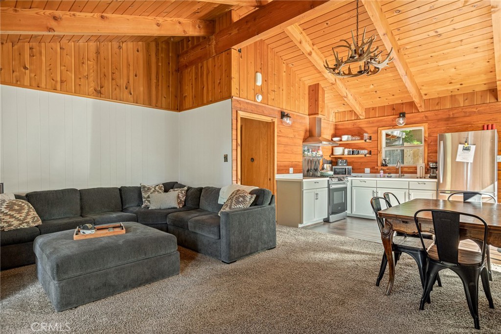 31766 Silver Spruce Property Photo 6