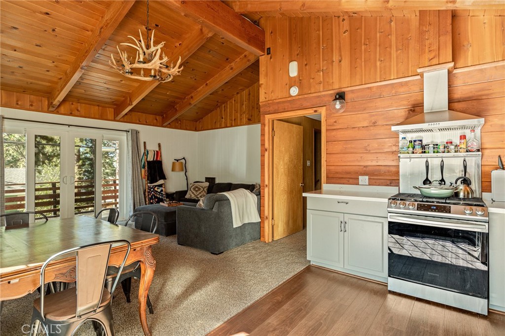 31766 Silver Spruce Property Photo 9