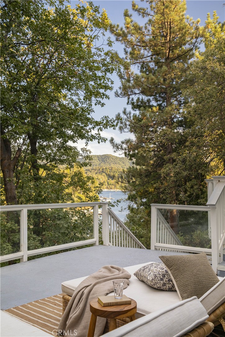 1079 Sherwood Property Photo 17