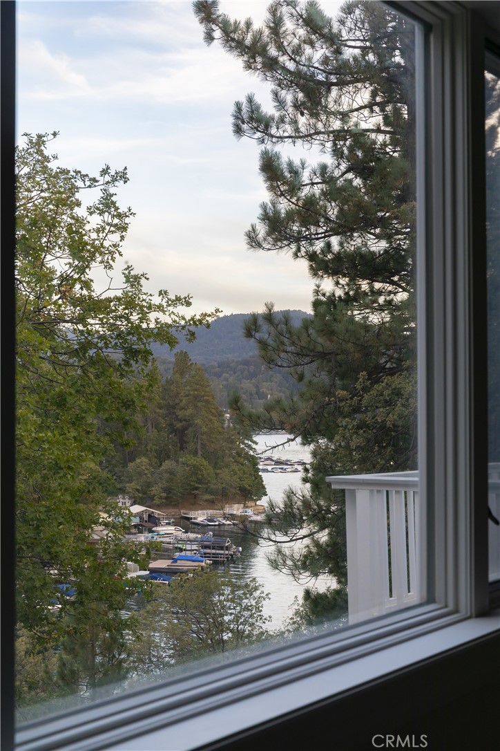 1079 Sherwood Property Photo 21