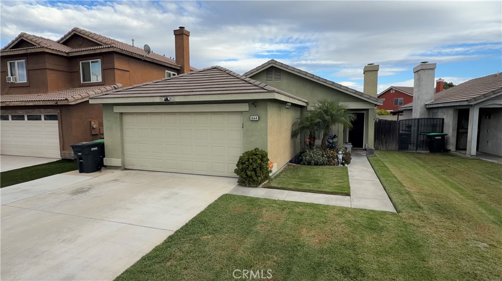 864 Award Property Photo 1