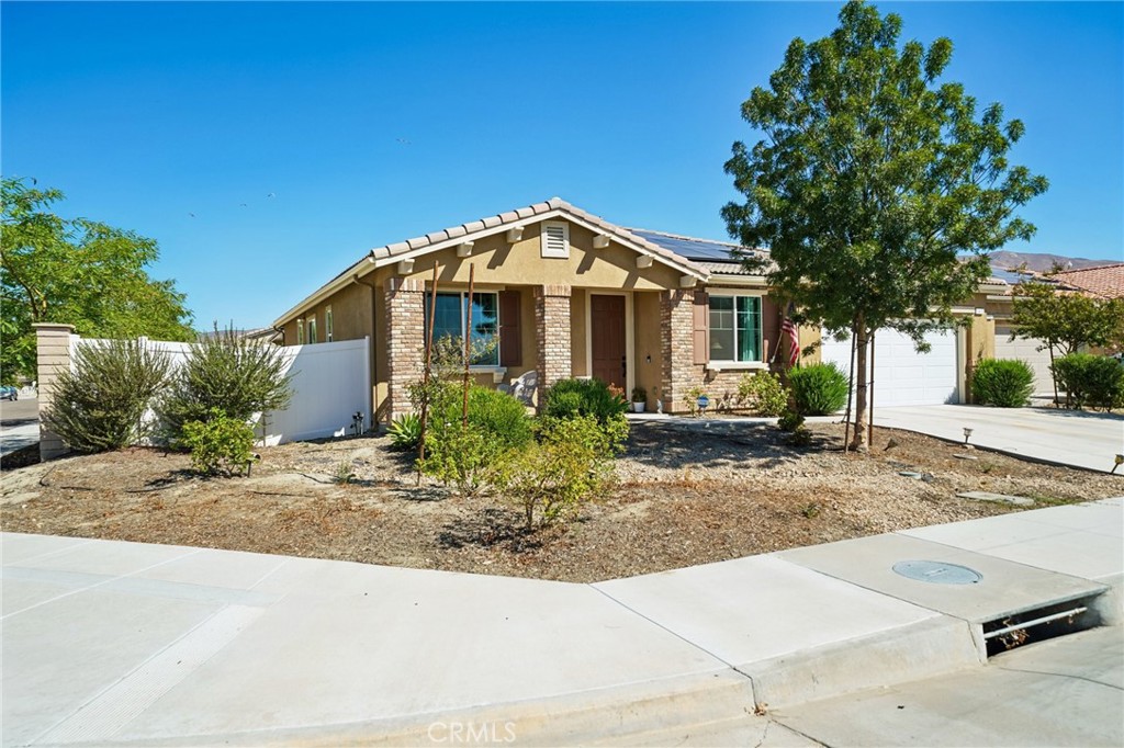1413 Reeds Way Property Photo 1