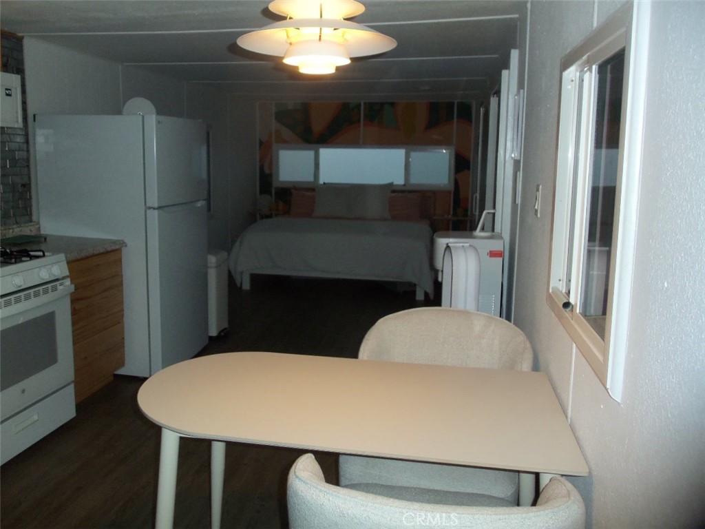 1600 S San Jacinto Avenue 83 Property Photo 7