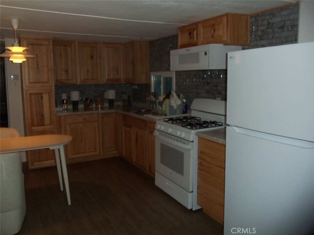 1600 S San Jacinto Avenue 83 Property Photo 10