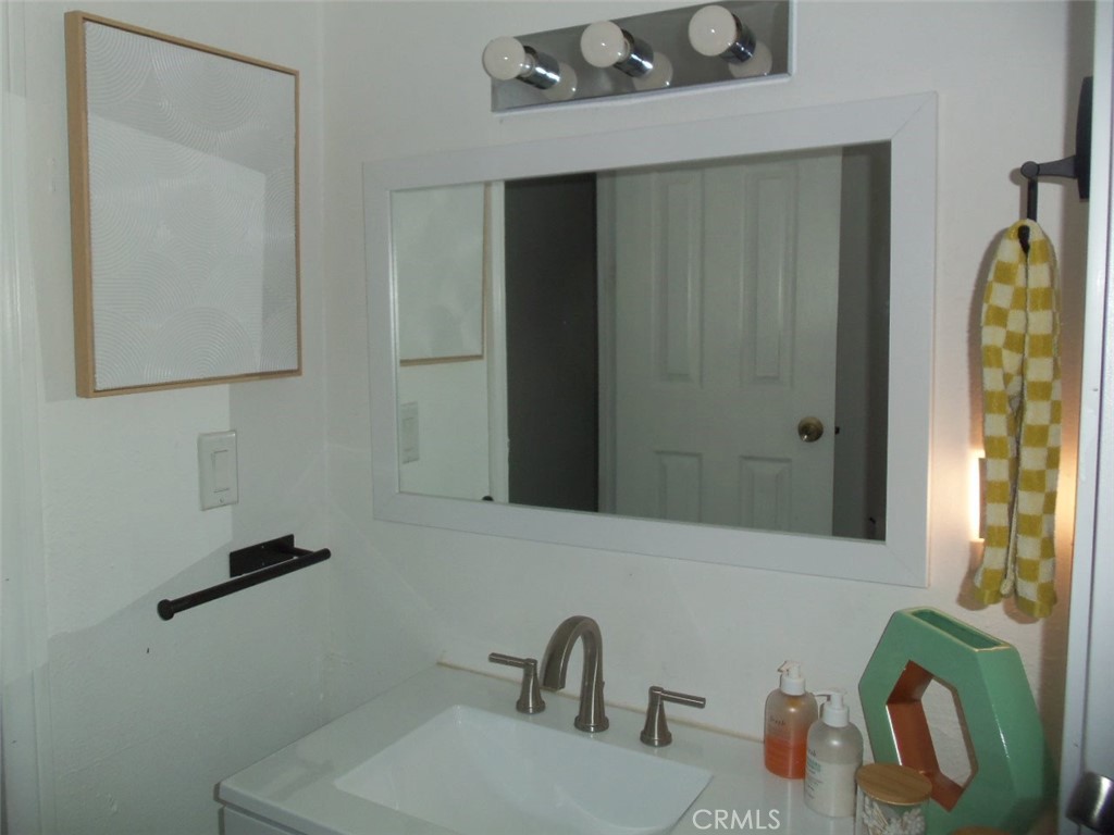 1600 S San Jacinto Avenue 83 Property Photo 16