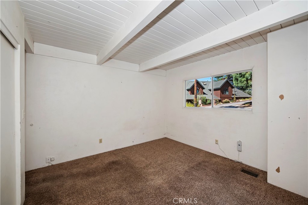 1753 Nob Hill Drive Property Photo 11