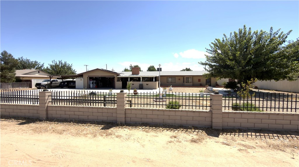 13491 Iroquois Property Photo 2