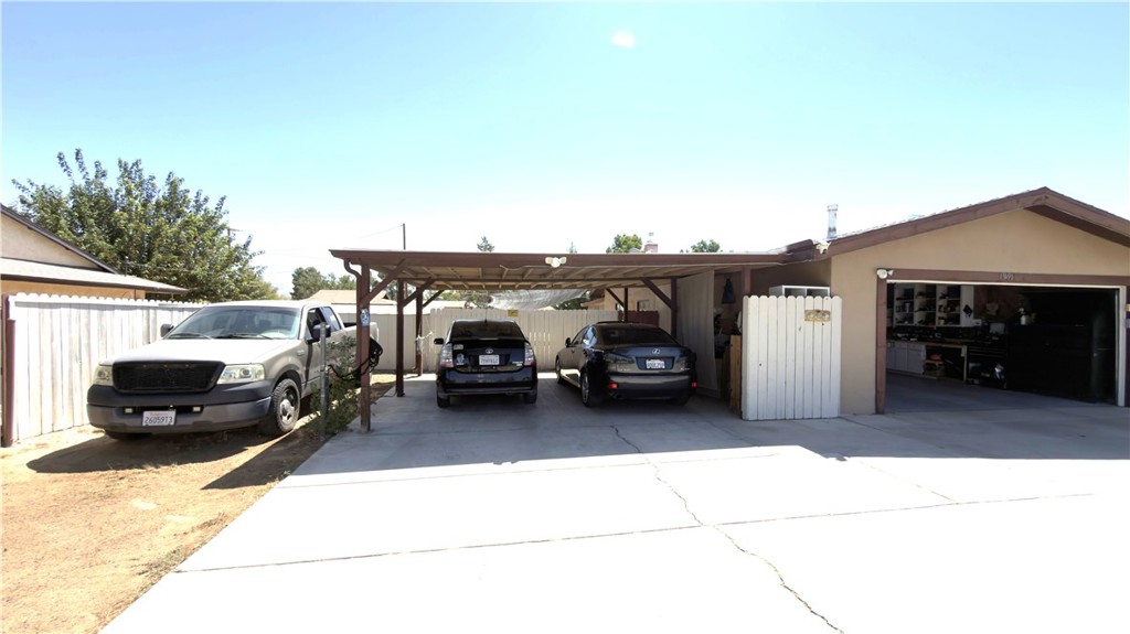 13491 Iroquois Property Photo 4