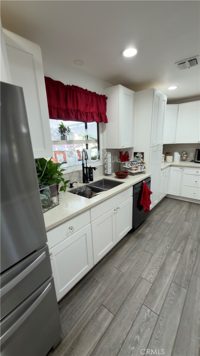 13491 Iroquois Property Photo 23