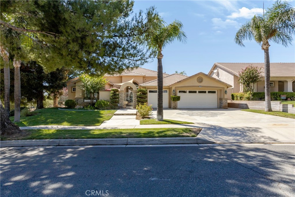 13690 Chaparral Trail Property Photo 3