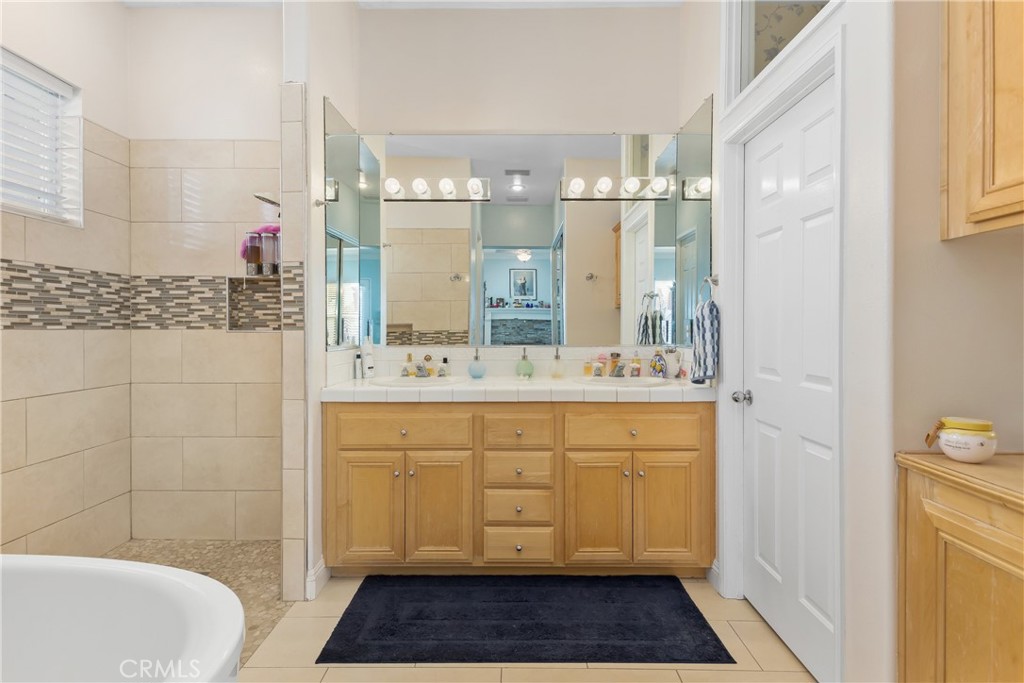 13690 Chaparral Trail Property Photo 23